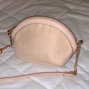 Small light pink suede crossbody